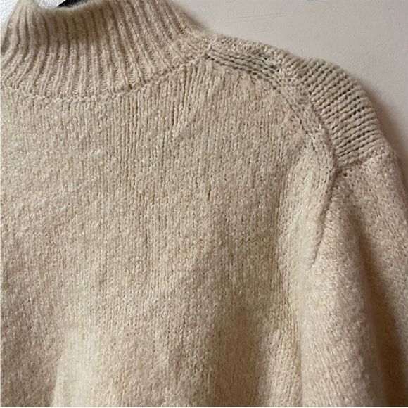 Zara NWOT Fine Knit Mock Cropped Turtleneck Sweater Cream Size Large - Picture 6 of 9